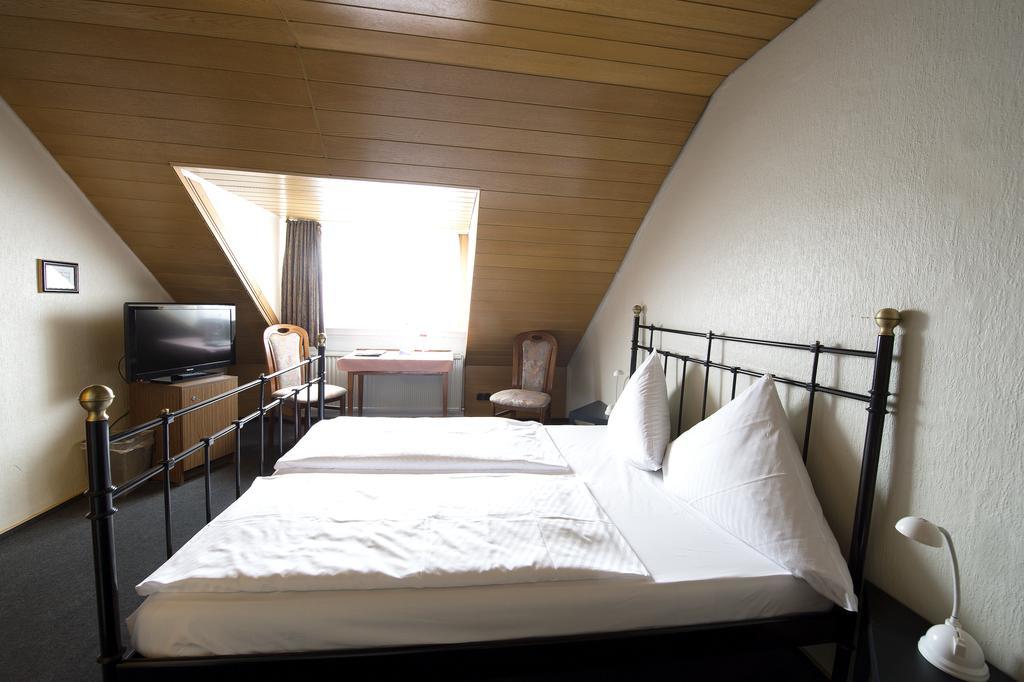 Hotel Continental Saarbrücken Pokój zdjęcie