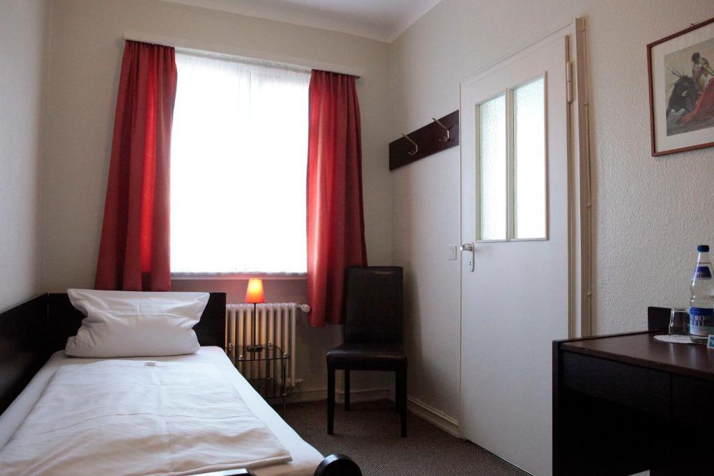 Hotel Continental Saarbrücken Pokój zdjęcie
